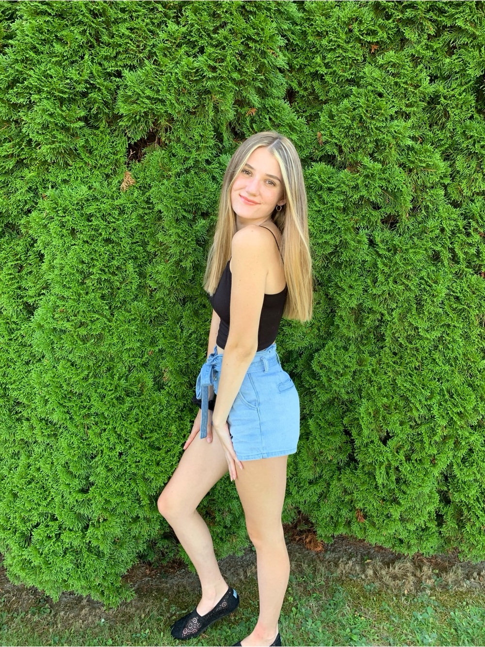 American Eagle Paperbag Denim Mom Shorts High Rise Light Wash Size 6